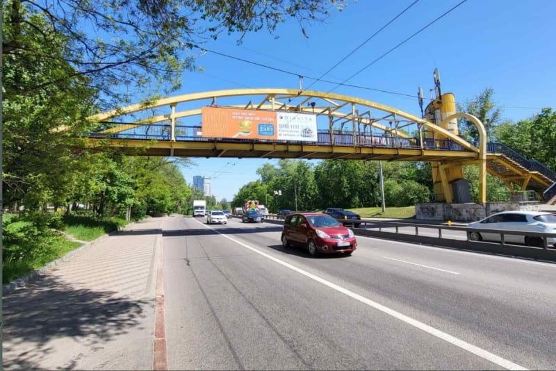 Бровари - вул. О.Теліги в напрямку м.Петрівка