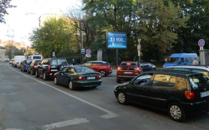 Львів - Зелена - вул. Самійленка (від центру, Школа 6)