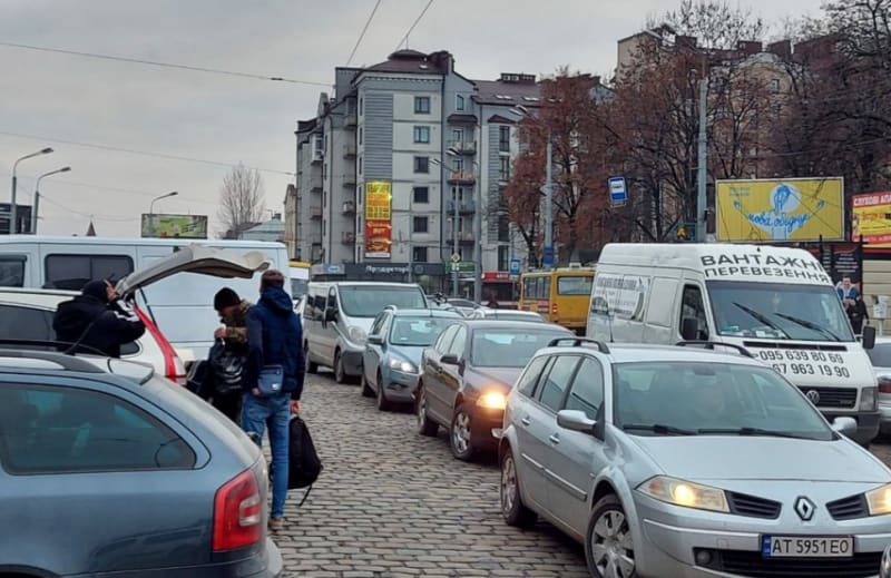 Івано-Франківськ - Привокзальна-Гаркуші А призма в центр