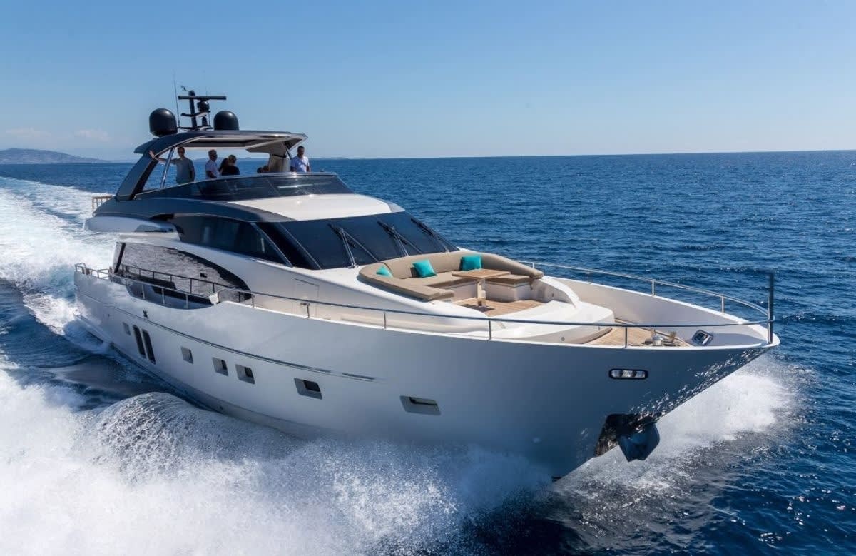 An image of Regine Of Cannes