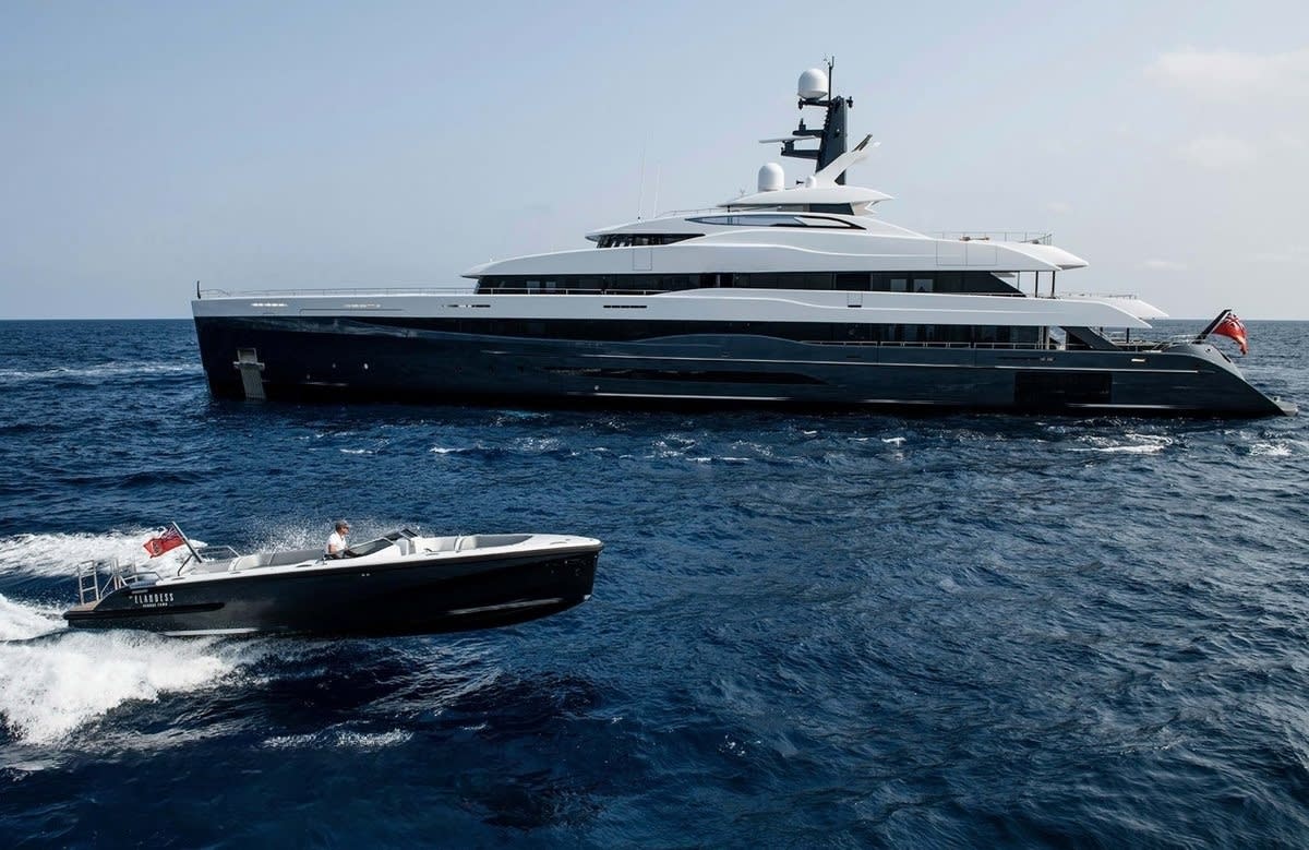 An image of M’brace