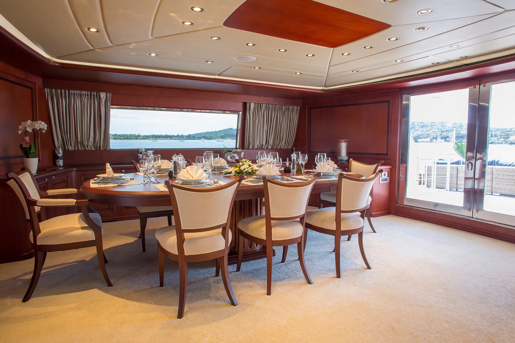 A preview of interior Dining