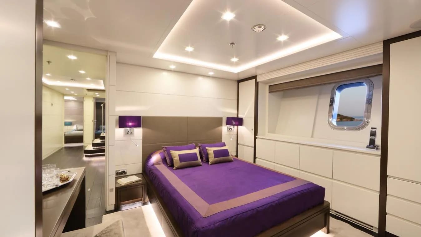 A preview of interior Bedroom cabin