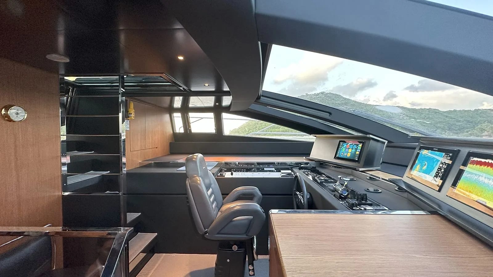 A preview of interior Bridge driving area