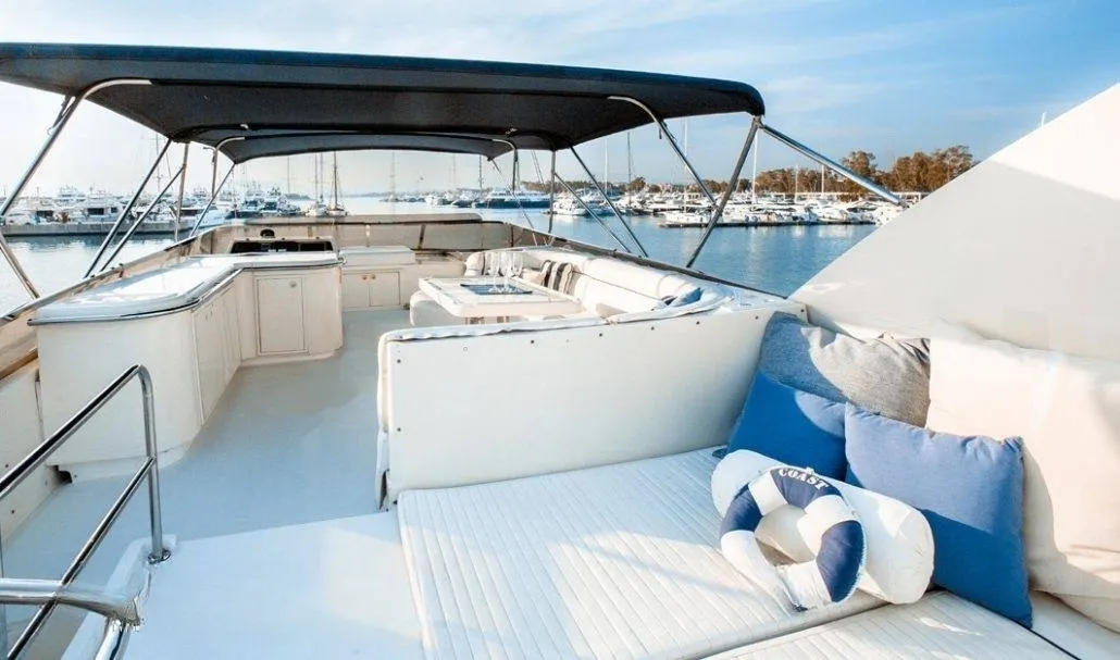 An image of Dream yacht