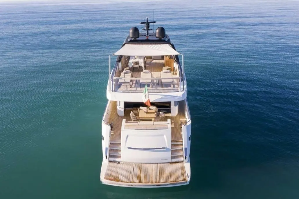 An image of Em3 yacht