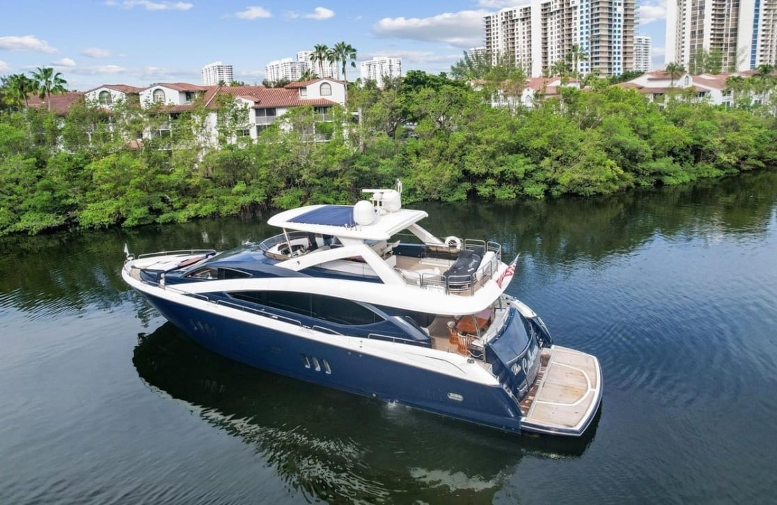 An image of The Cabana yacht