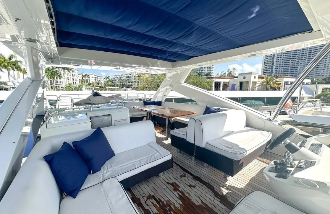 An image of The Cabana yacht