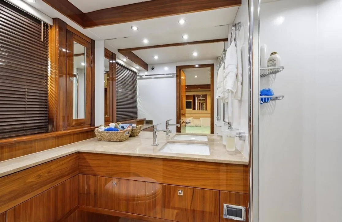 An image of The Cabana yacht