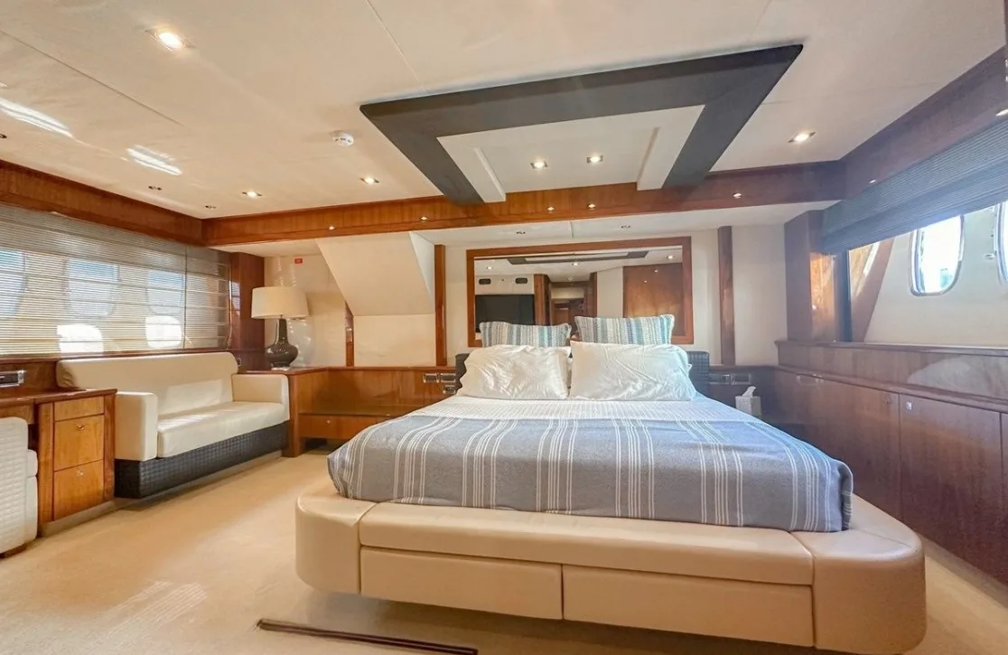 An image of The Cabana yacht