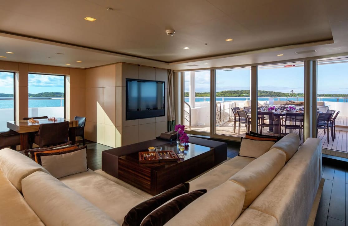 An image of Siren yacht