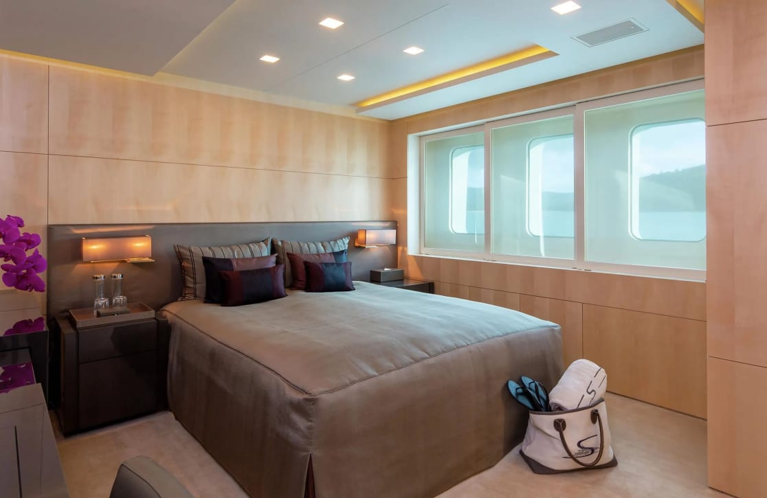 An image of Siren yacht