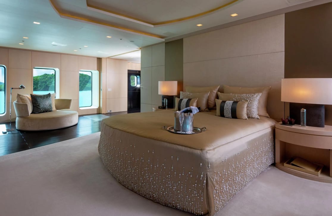 An image of Siren yacht