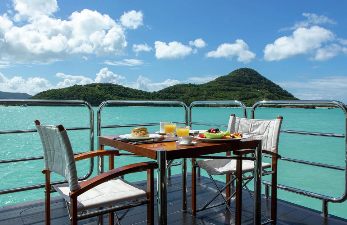 An image of Siren yacht