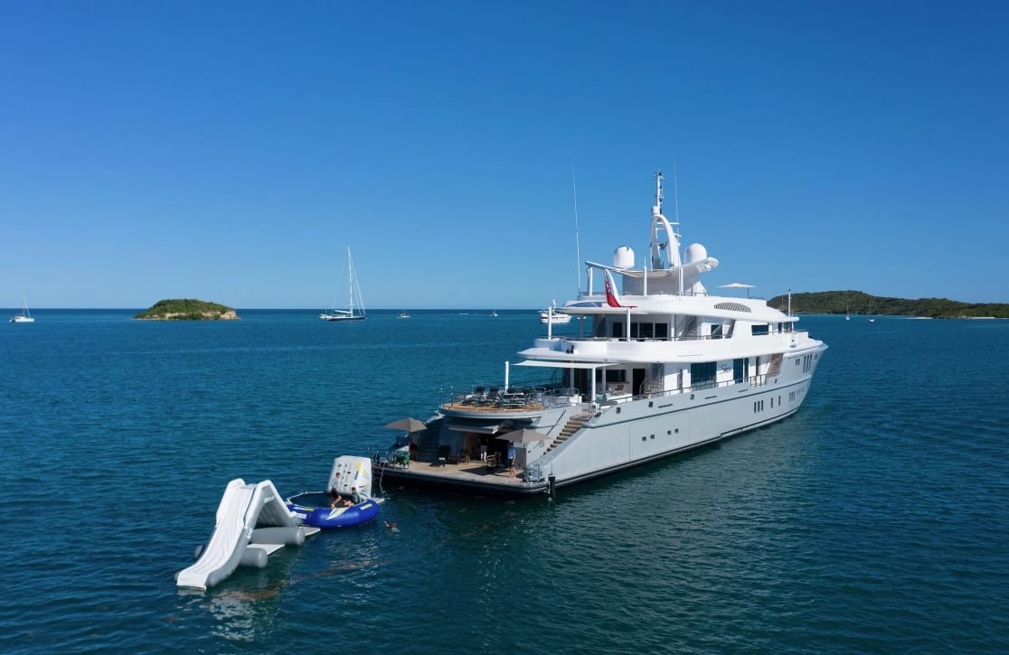 An image of Siren yacht