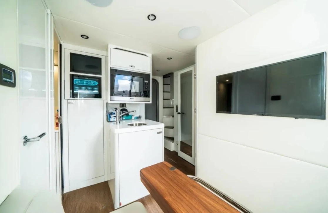 An image of Record Year yacht