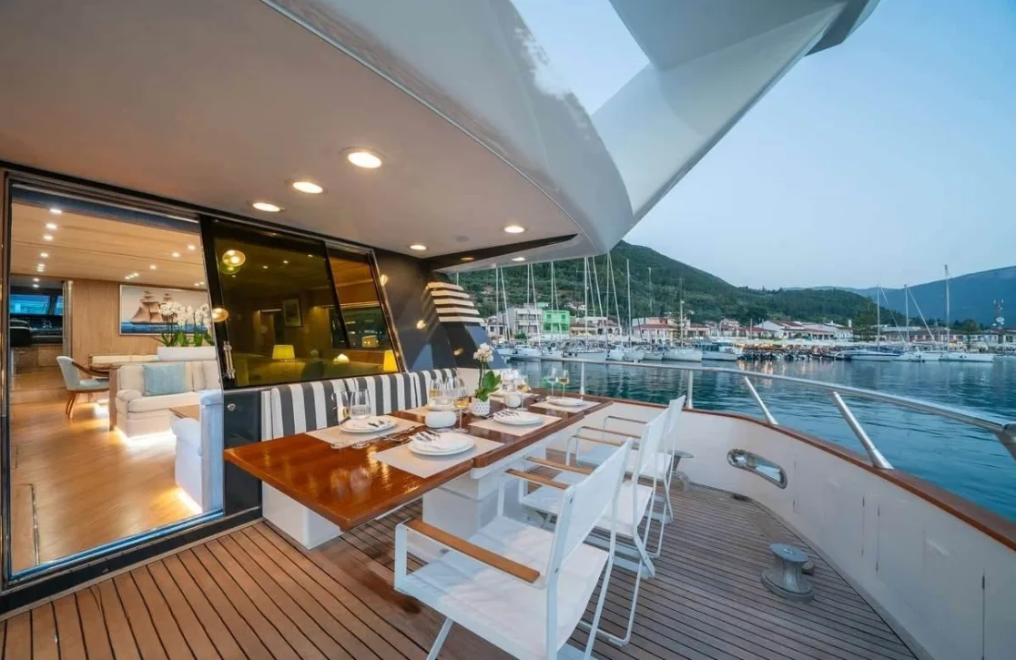 An image of Opera yacht