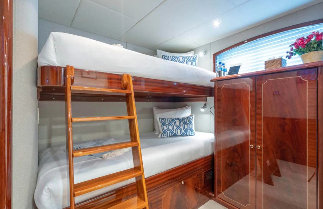 An image of Namastay yacht