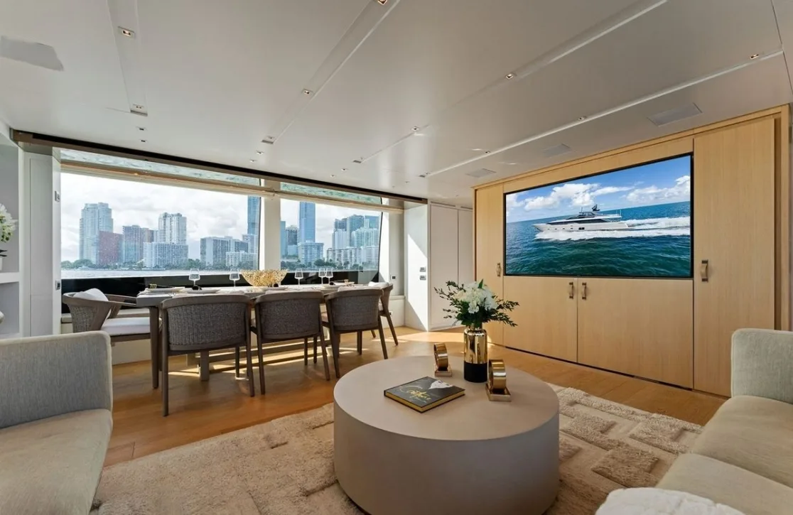 An image of Gatsby yacht