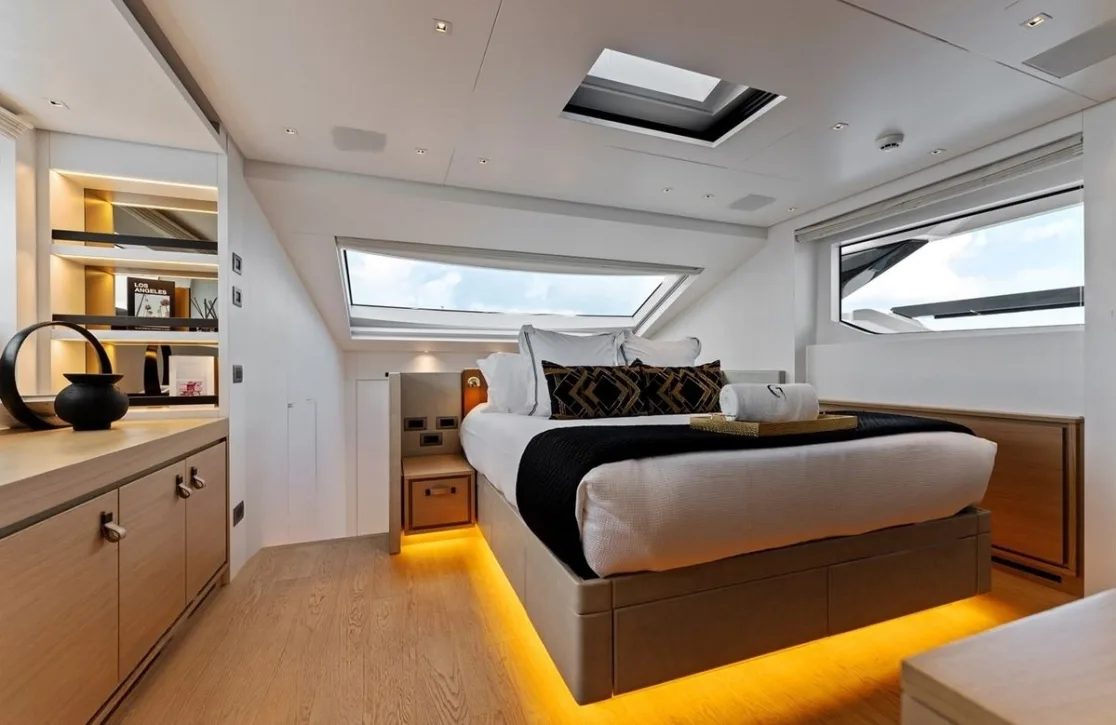 An image of Gatsby yacht