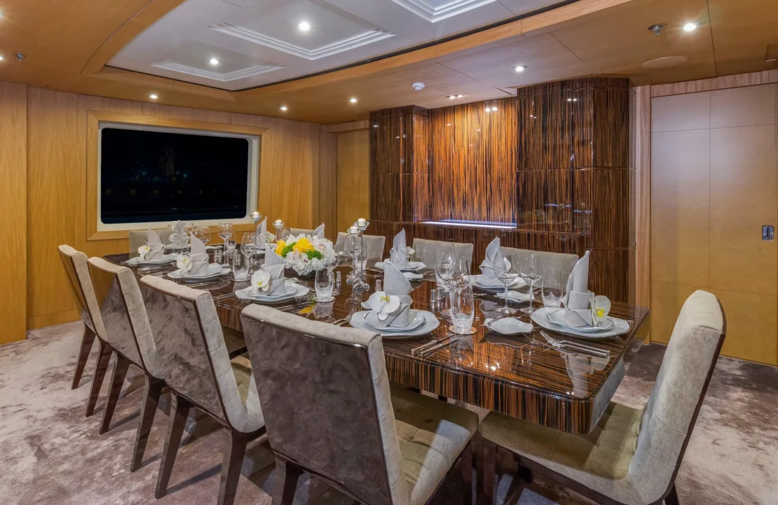 An image of Mizu yacht