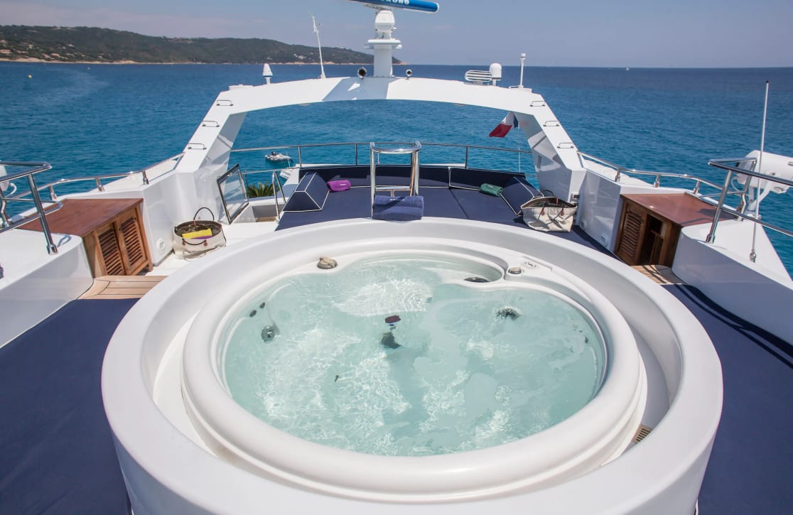 An image of Miraggio yacht