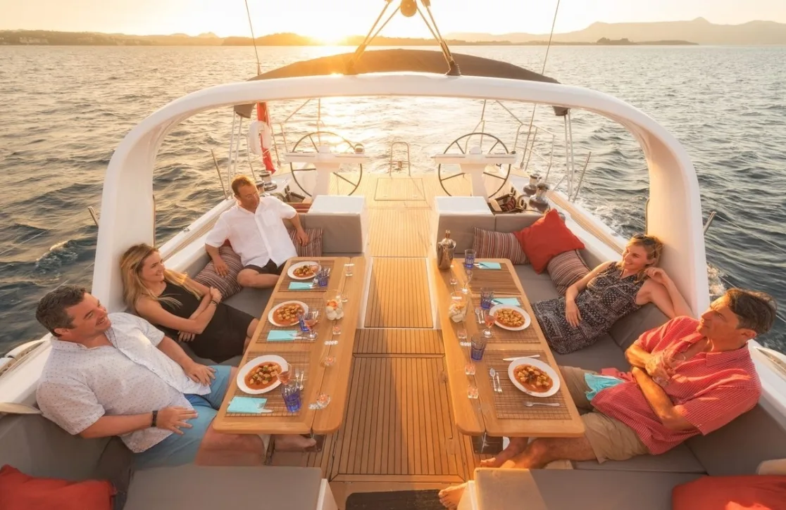 An image of Lunous yacht