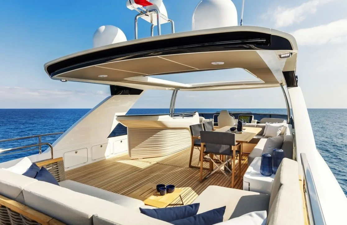 An image of Legend II yacht