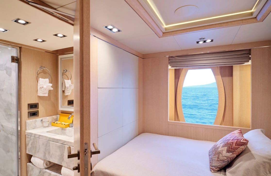 An image of Jaz yacht