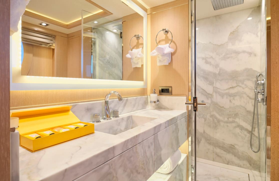 An image of Jaz yacht