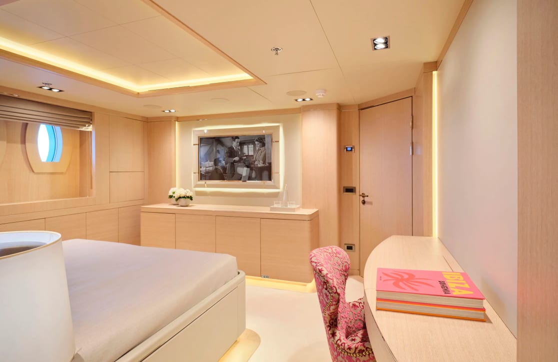 An image of Jaz yacht