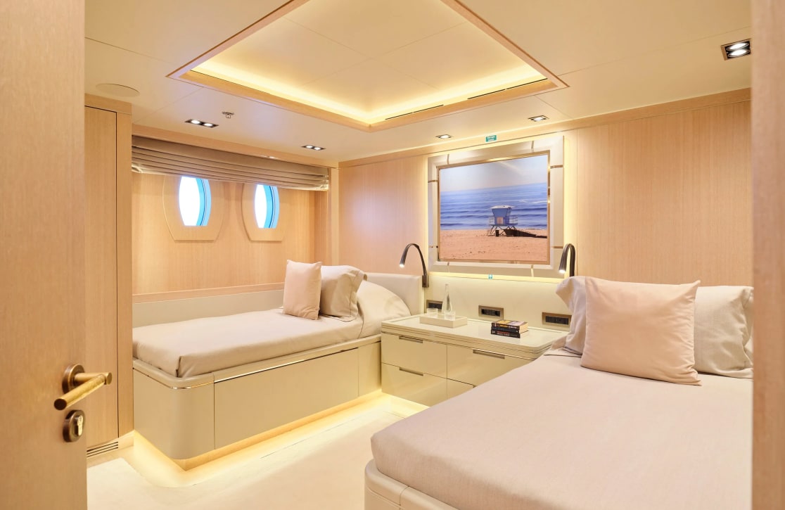 An image of Jaz yacht