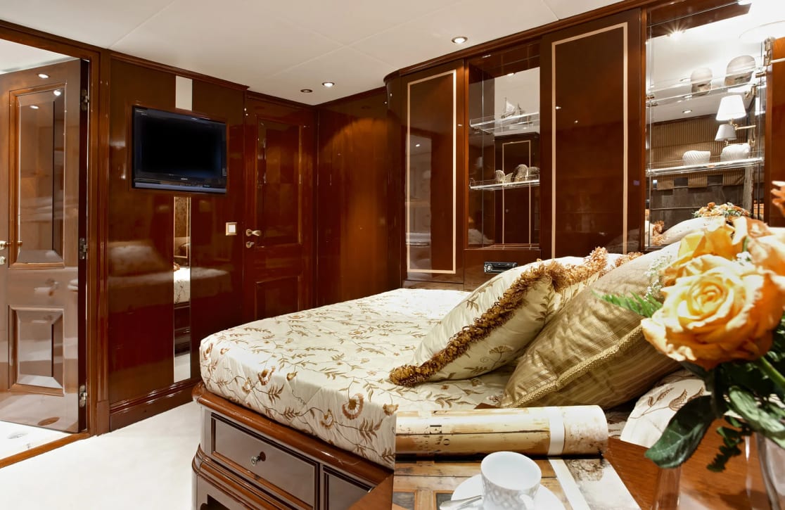 An image of Iraklis L yacht