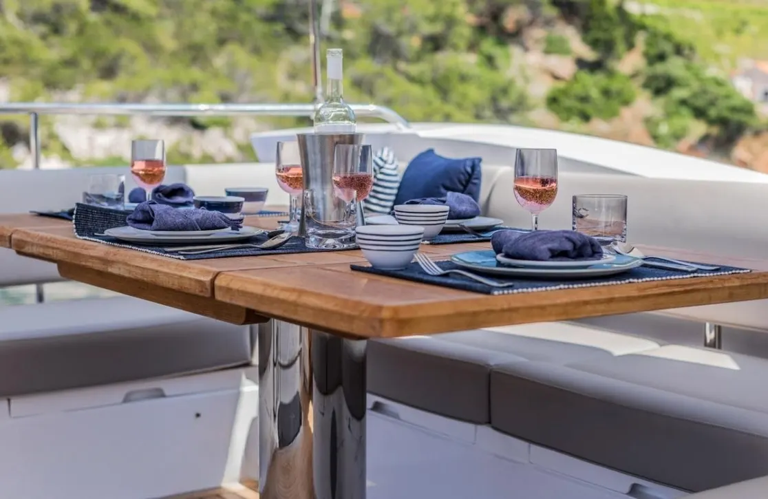 An image of Hunky Dory Of yacht