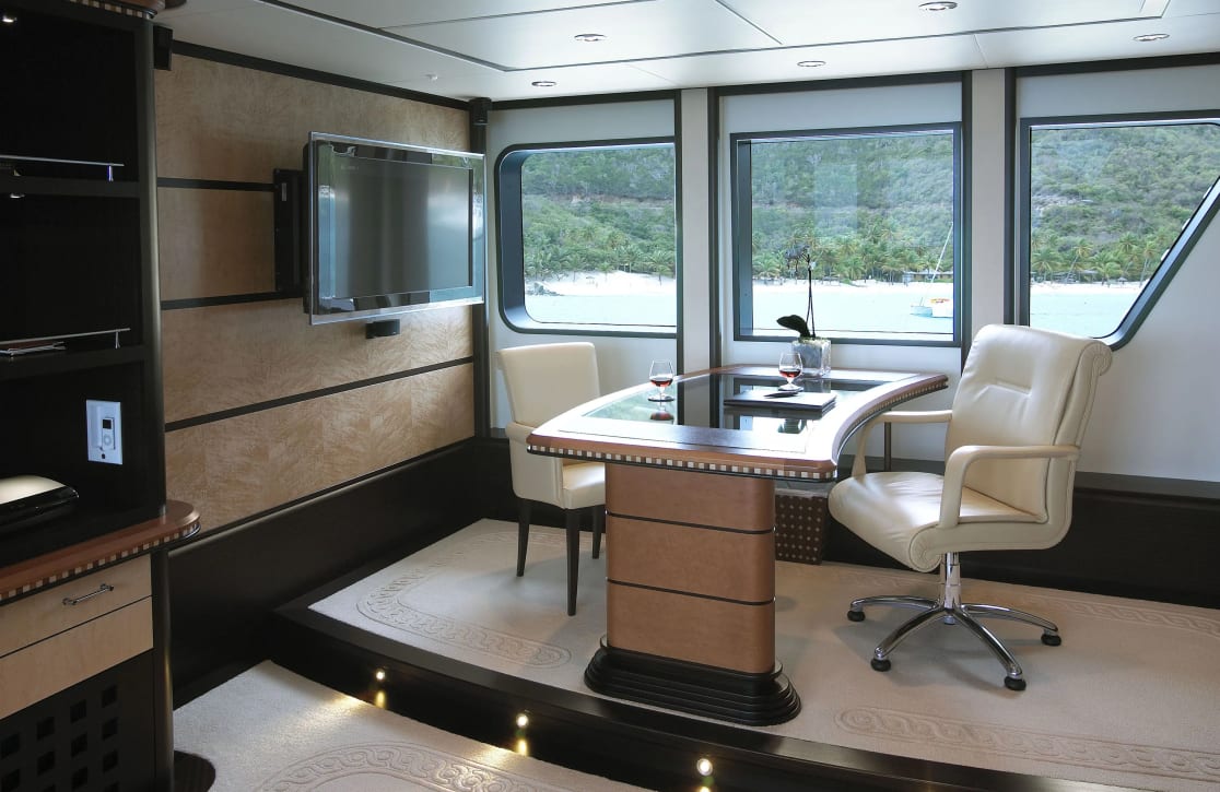 An image of Harle yacht