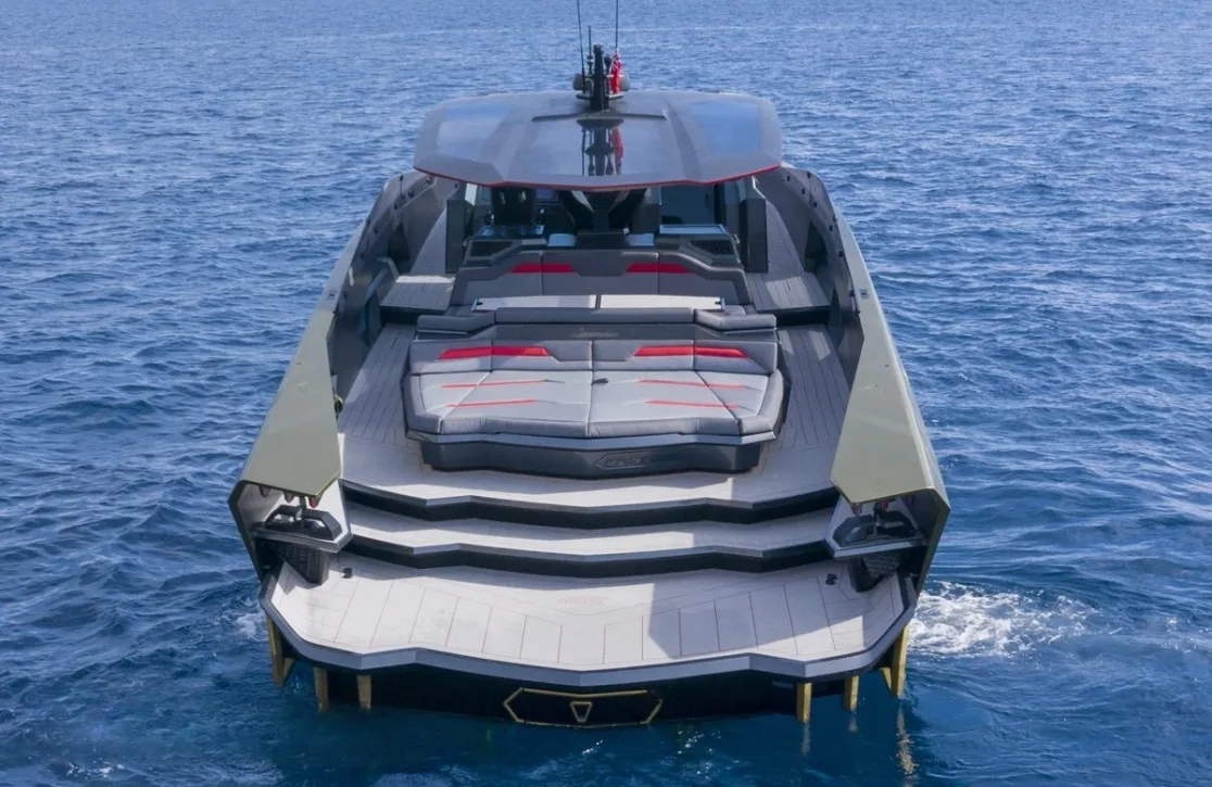 An image of Fast One yacht