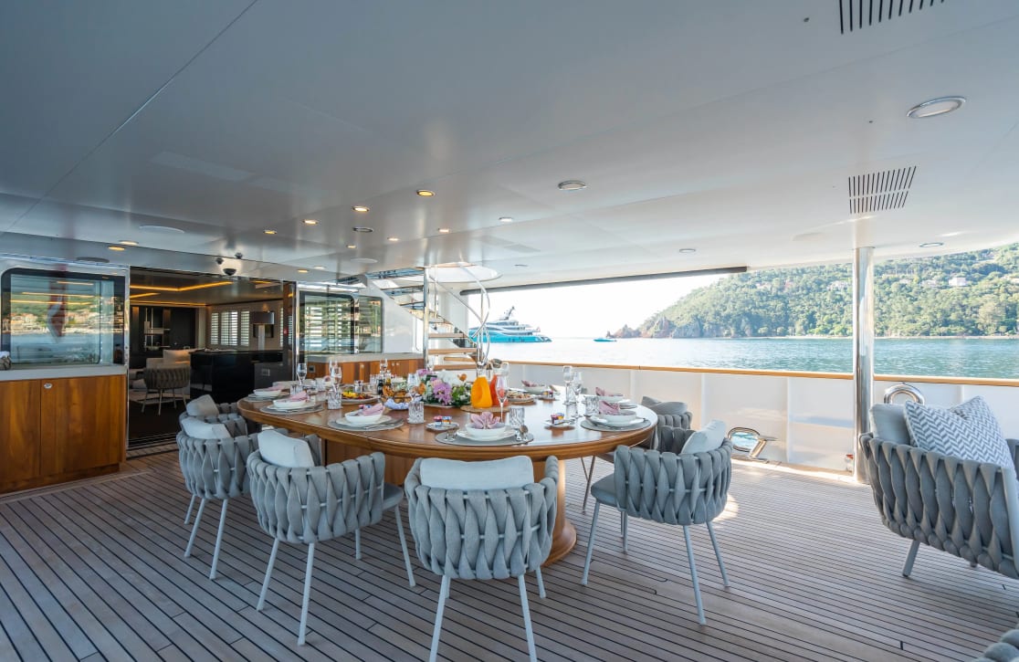 An image of Emerald yacht