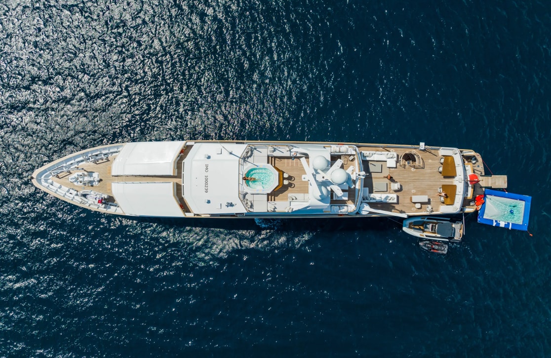 An image of Emerald yacht