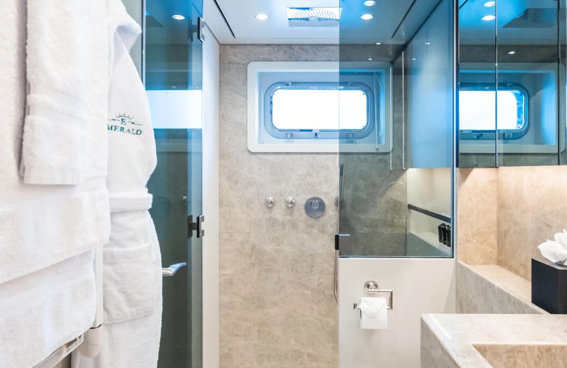 An image of Emerald yacht