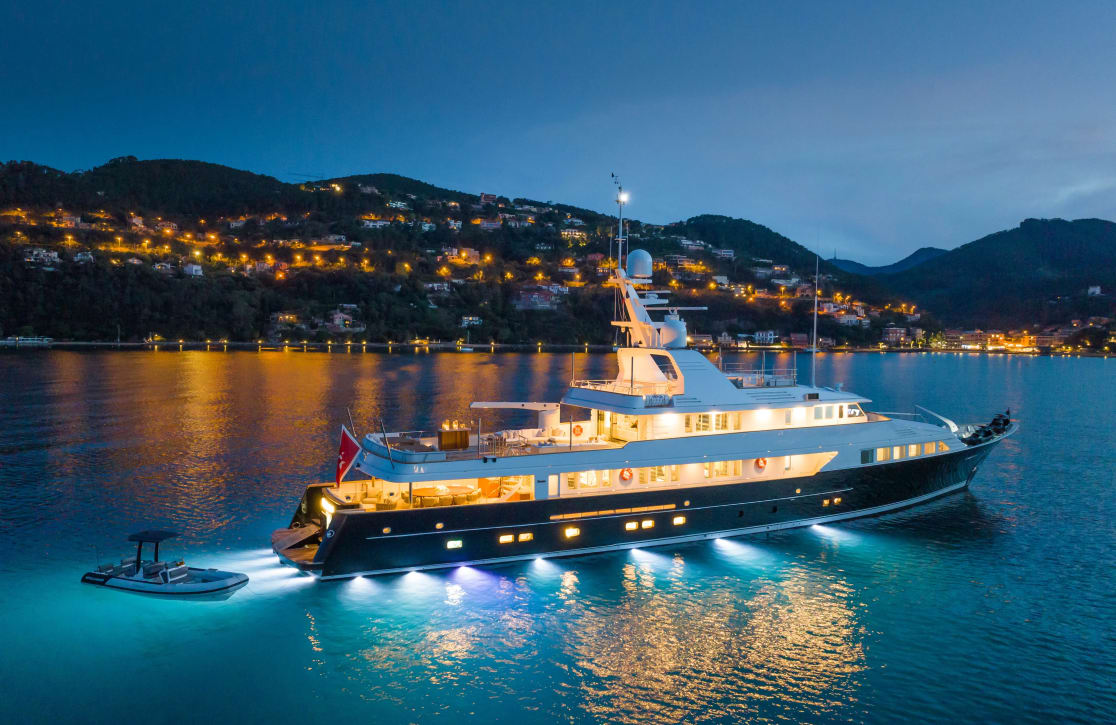 An image of Emerald yacht