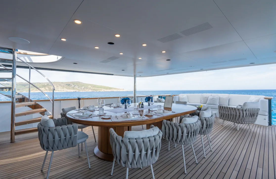 An image of Emerald yacht