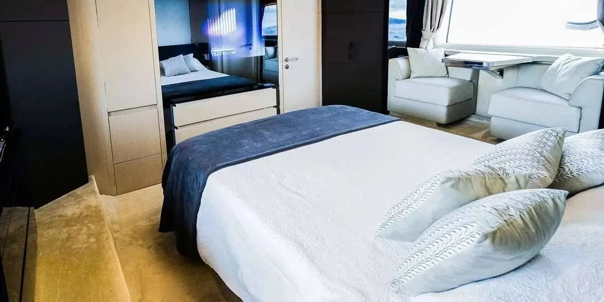 A preview of interior Bedroom cabin