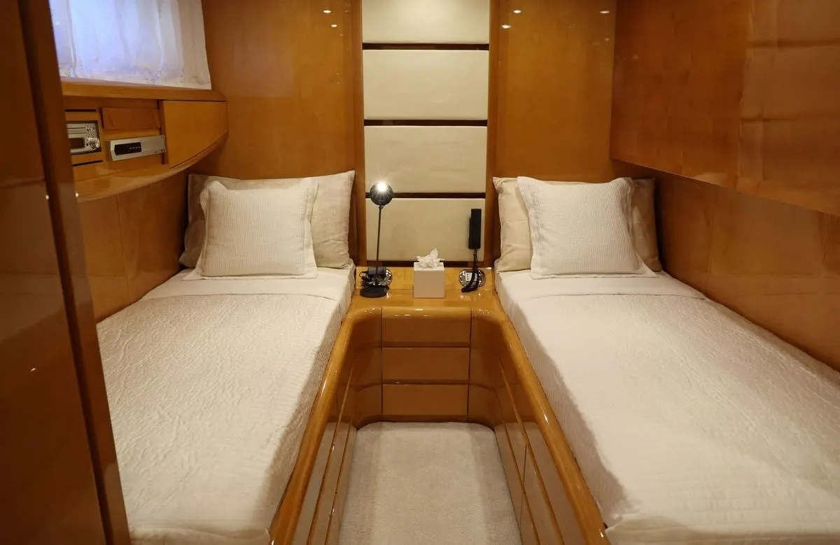 A preview of interior Bedroom cabin