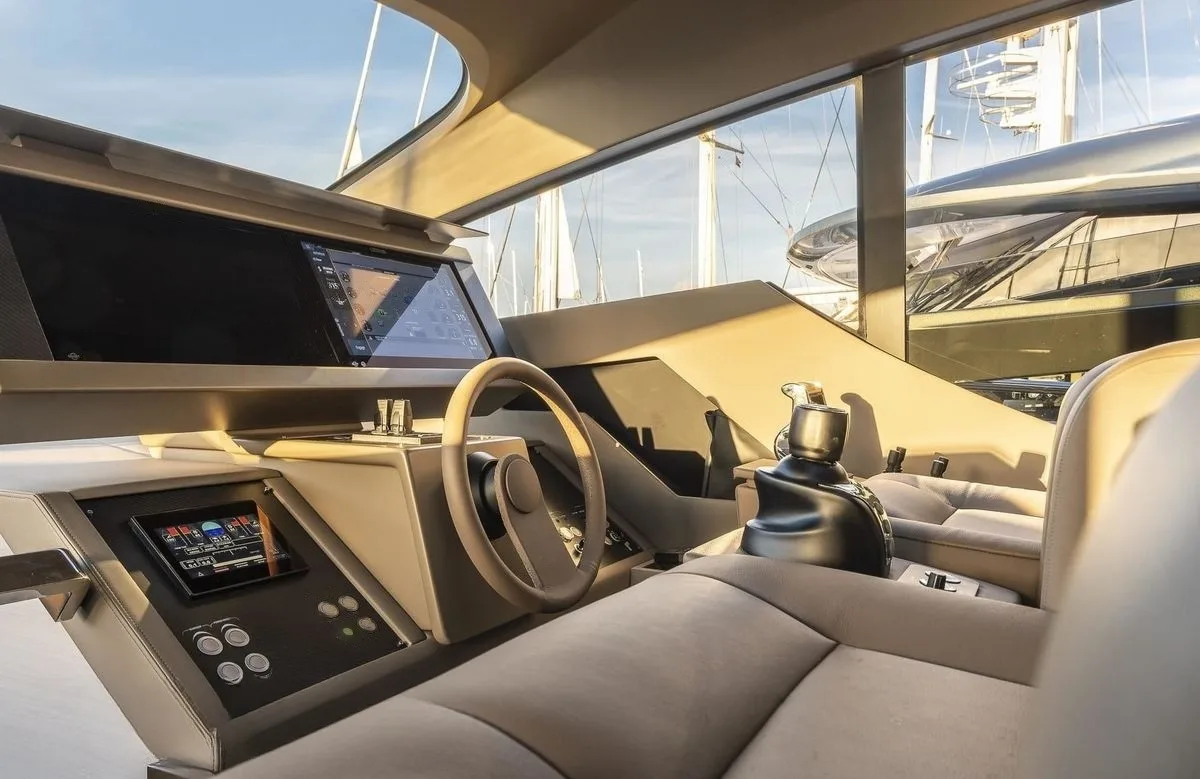 A preview of interior Bridge driving area