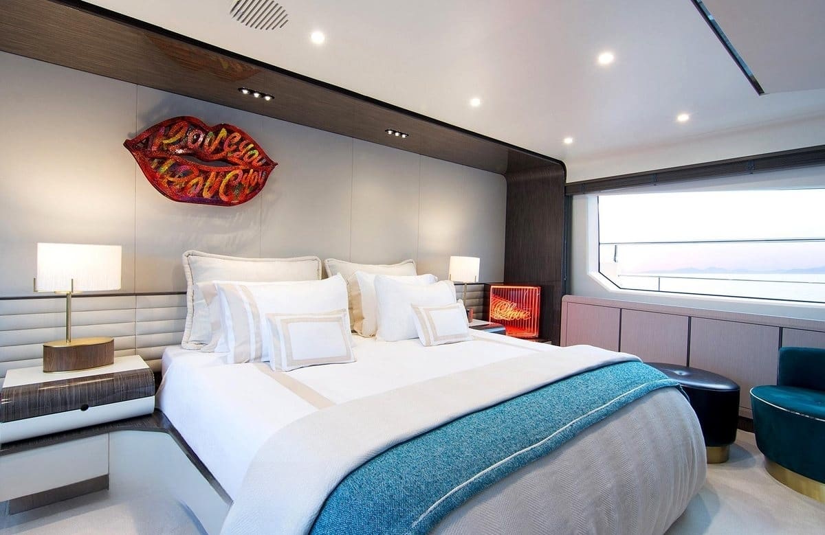 A preview of interior Bedroom cabin