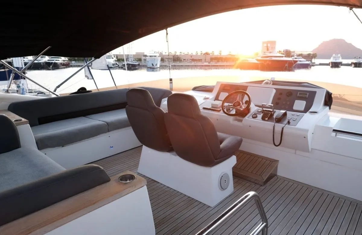 A preview of interior Bridge driving area