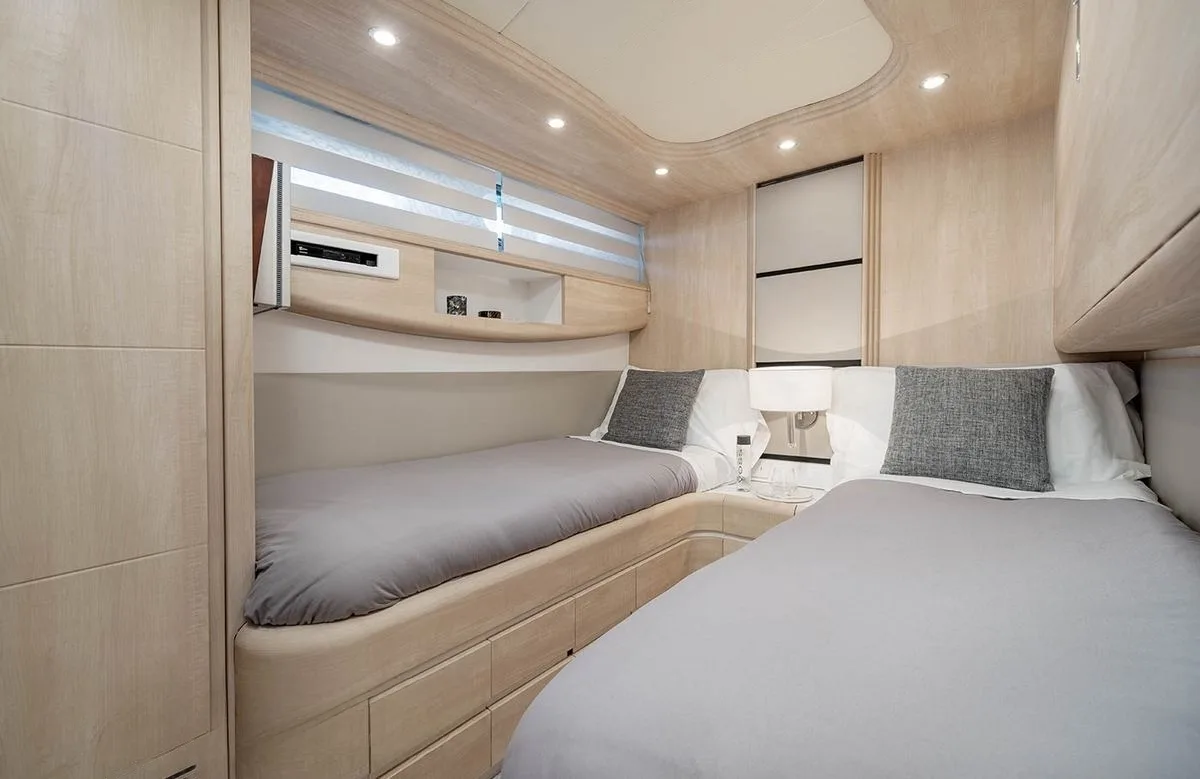 A preview of interior Bedroom cabin