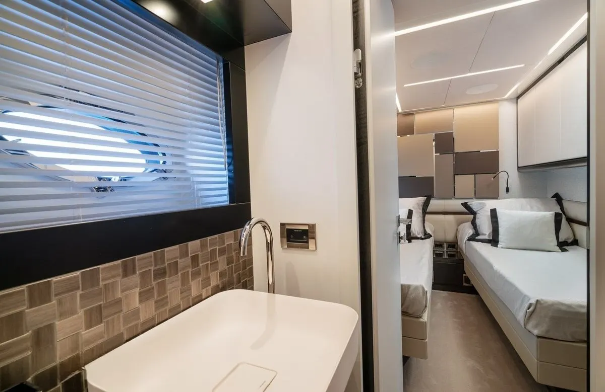 A preview of interior Bedroom cabin