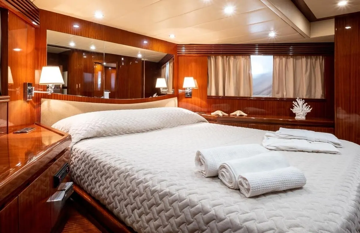 A preview of interior Bedroom cabin