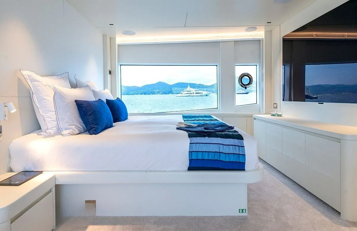 A preview of interior Bedroom cabin